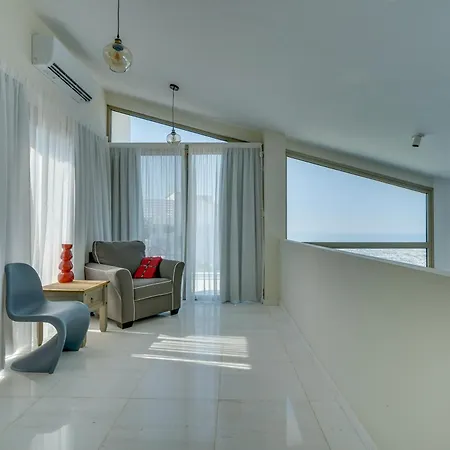 Resitour - Karina Heights Villa Tala